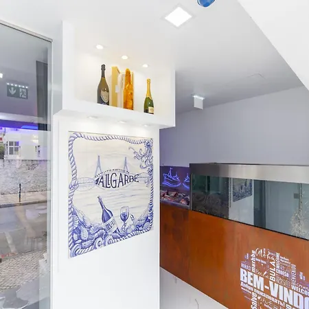 Villa In Albufeira Near Golden Beaches Villa *