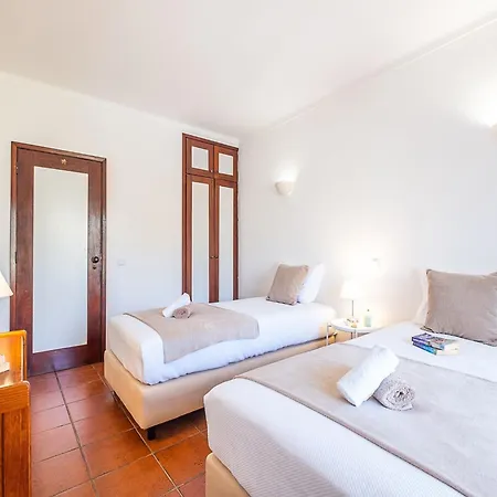 Villa In Albufeira Near Golden Beaches Villa Albufeira